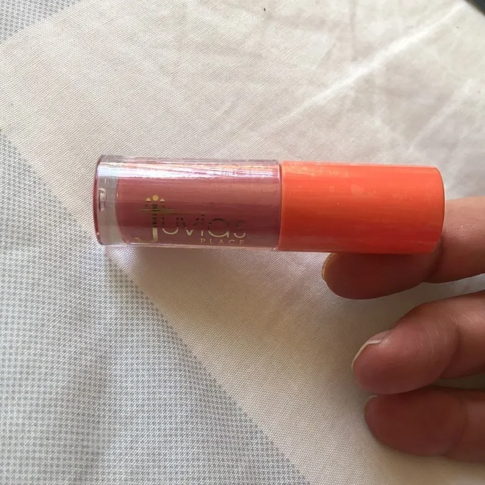 Juvia’s Place Mini Lip Gloss Petty Betty NIB